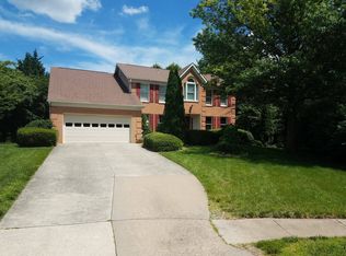 2207 Milburn Ln, Reston, VA 20191