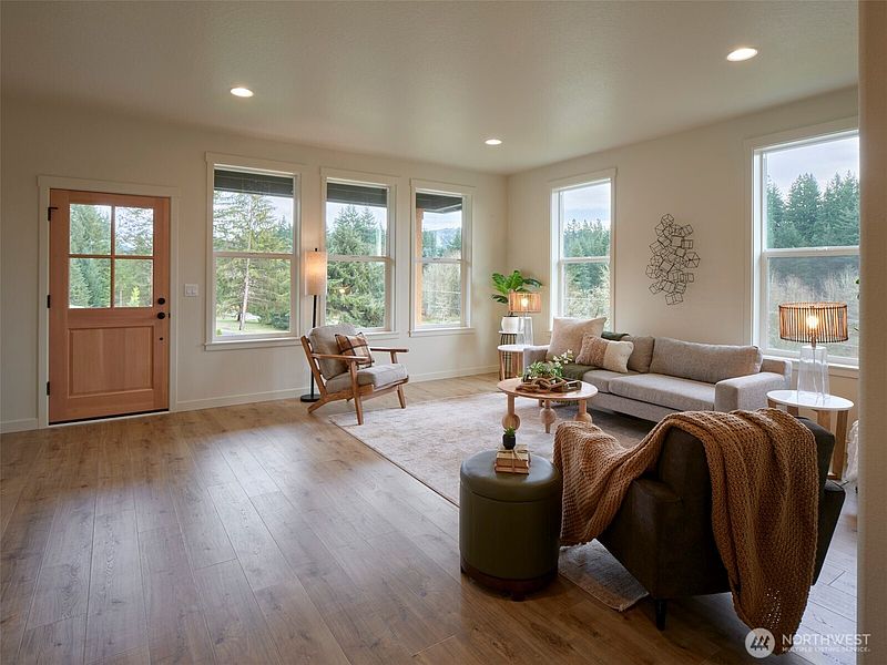 5th image of 125 Brook Valley Road