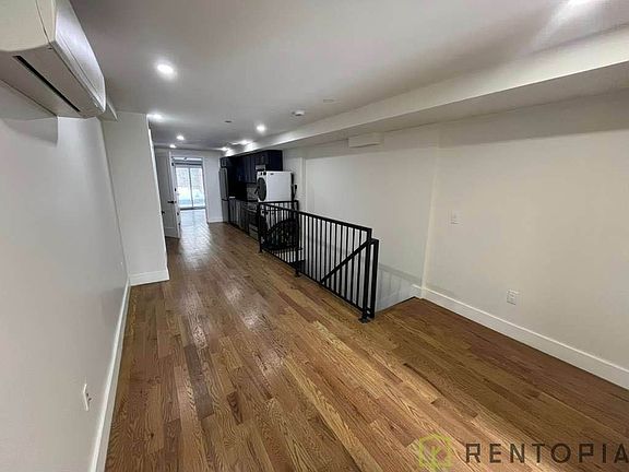 4th image of 235 S 4th St APT 1A