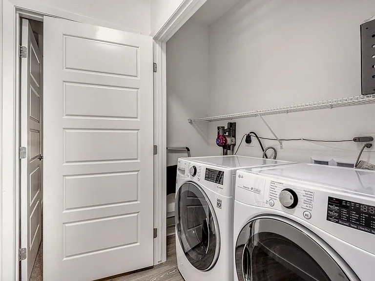 9185 Wilde Ln #202 — Photo 11