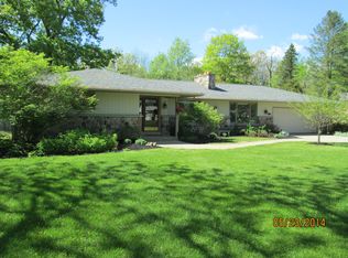 211 Squaw Creek Rd, Marshall, MI 49068