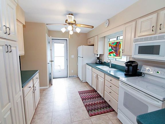 4th image of 4356 Oakridge Dr