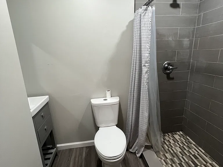 145 Lee Dr — Photo 11