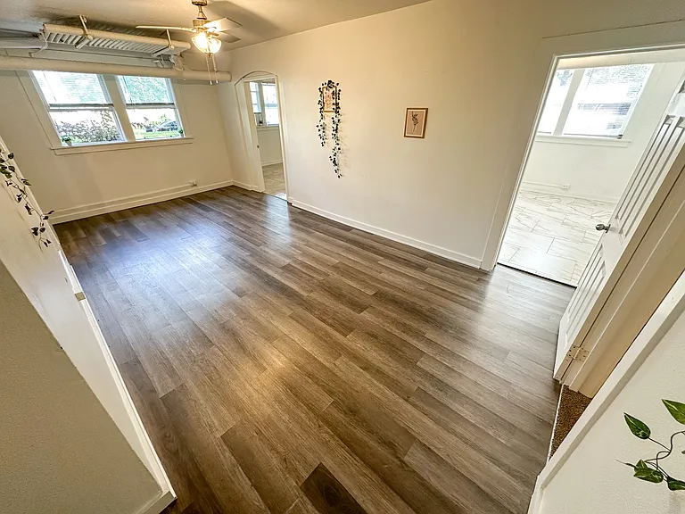 2600 Kingman Blvd #12 — Photo 13
