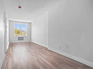 2059 Strauss St #2R, Brooklyn, NY 11212
