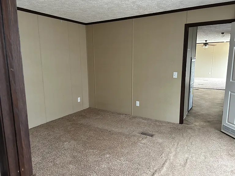 71 County Road 3004 — Photo 8