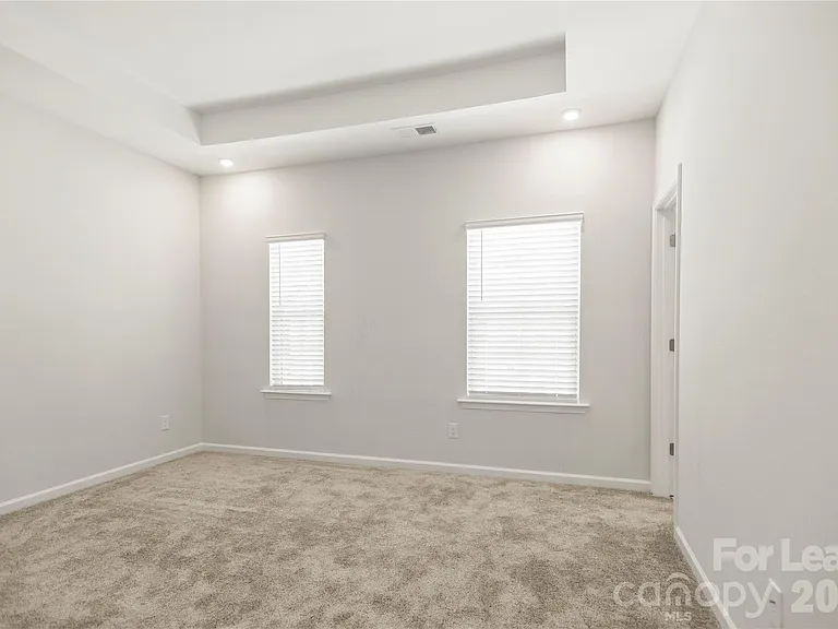 7113 Brookview Ln — Photo 25