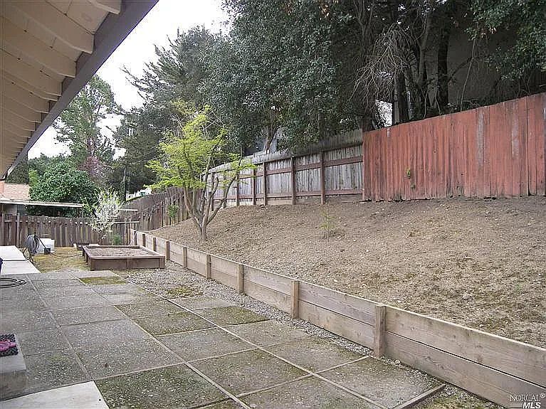1st image of 1825 Sereno Dr #1825