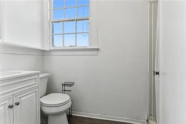2224 Pine St — Photo 2