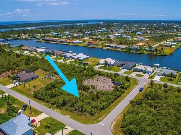 15531 AQUA CIRCLE, PORT CHARLOTTE, FL 33981