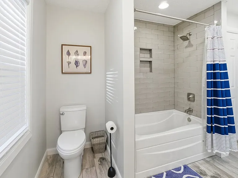 376 Peachtree Dr — Photo 28