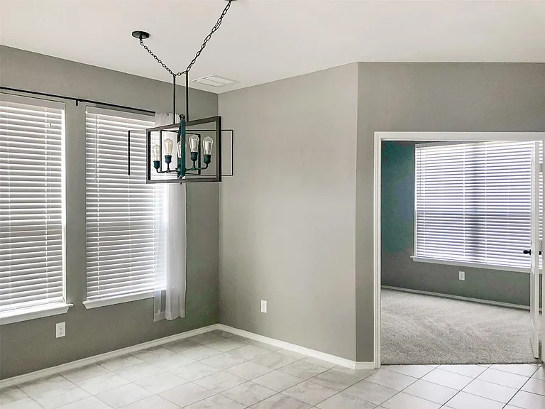 1649 Bovina Dr — Photo 10