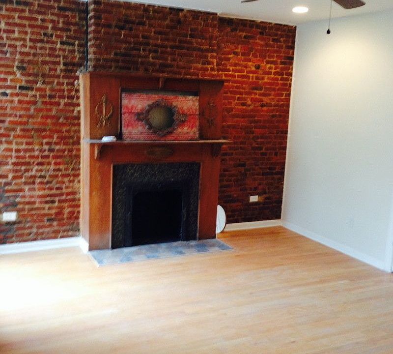 2nd image of 704 Park Pl #3