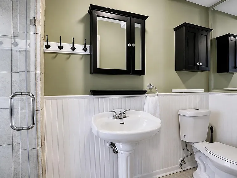 206 Aurora St — Photo 13