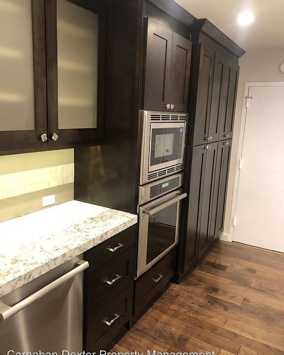 1st image of 5330 Lindley Ave Unit 108