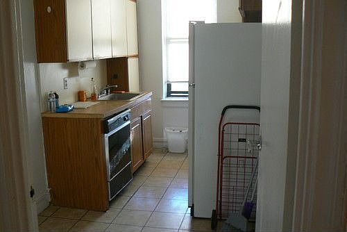 3rd image of 1862 E 14th St #47