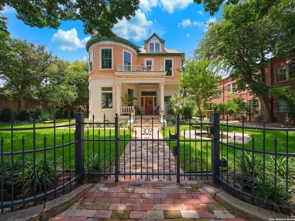 309 MADISON, San Antonio, TX 78204