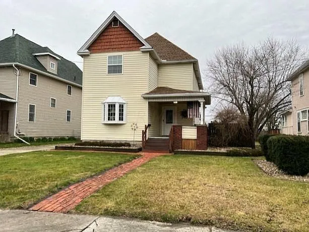 306 Summit St photo 1