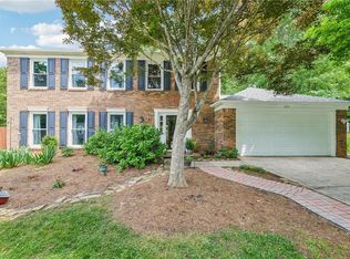 725 Crab Orchard Ct, Roswell, GA 30076