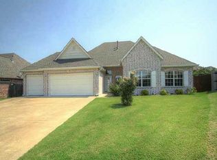 2631 S 15th Pl, Broken Arrow, OK 74012