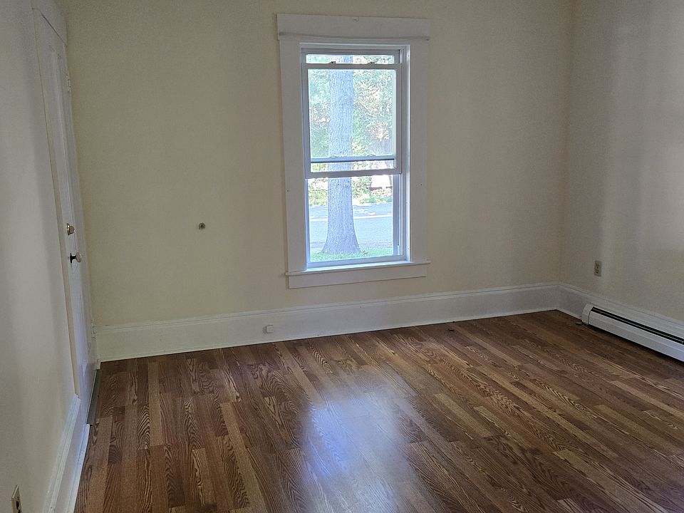 1st image of 138 Rush Rd Floor 2