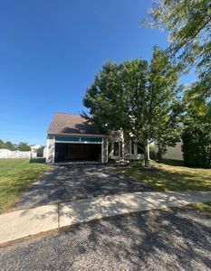 3080 Melbourne Ln, Lake In The Hills, IL, 60156