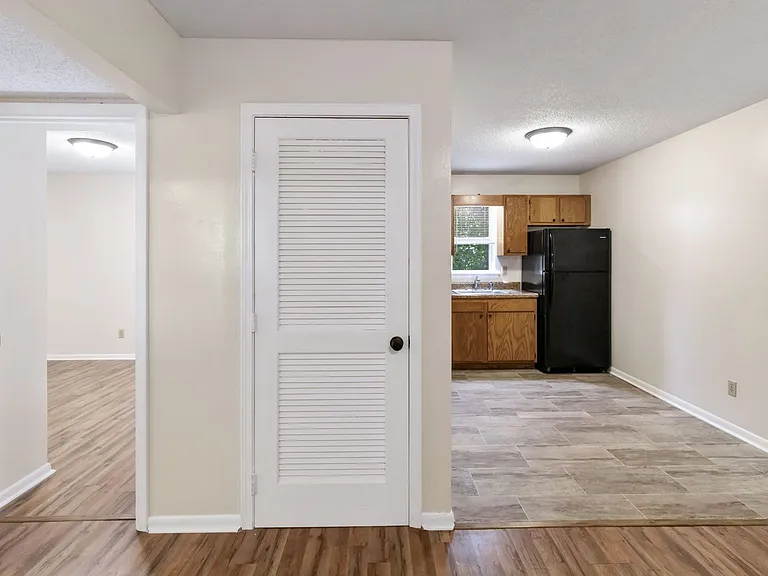 105 Bearwood Dr — Photo 5