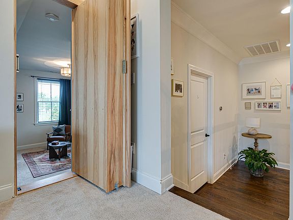 4th image of 4048 General Martin Ln #1