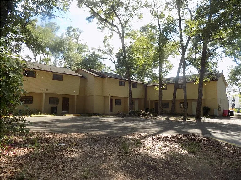1110 SW 62nd Ter #B-C-A — Photo 3