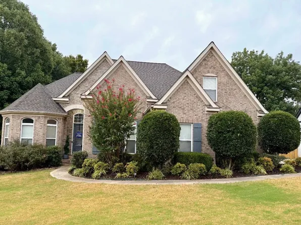 4004 Chapel Hill Dr, Jonesboro, AR 72404