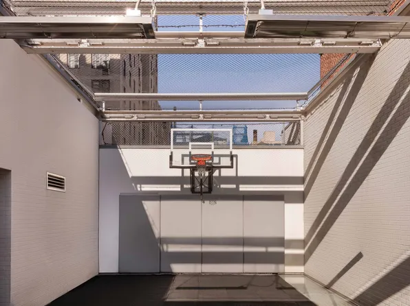 38 East 76th Street image 18 of 24