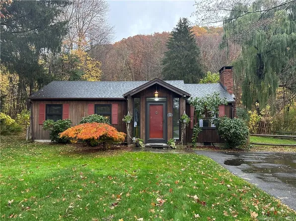 500 Moss Farms Road, Cheshire, CT 06410