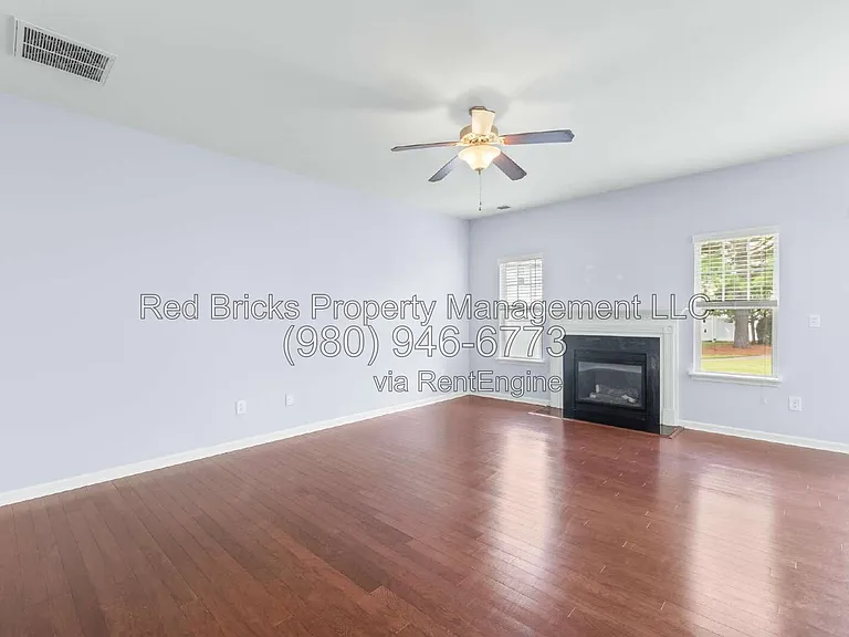 14054 Singleleaf Ln — Photo 4