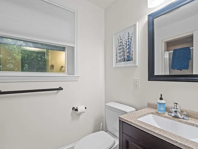 3509 Westglen Rd — Photo 28