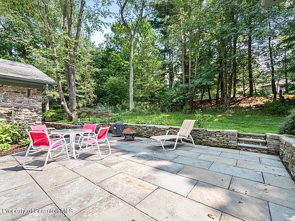 5th image of 3 Orchard Ln