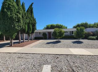 1028 Whitecliff Rd, Thousand Oaks, CA 91360