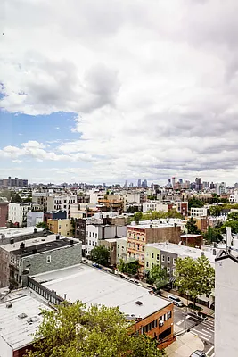 Rented by Compass | media 34