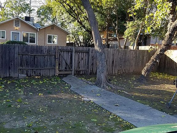 4th image of 209 C St