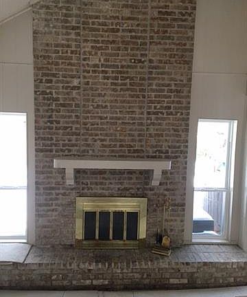 4th image of 3043 Old Orchard Ln