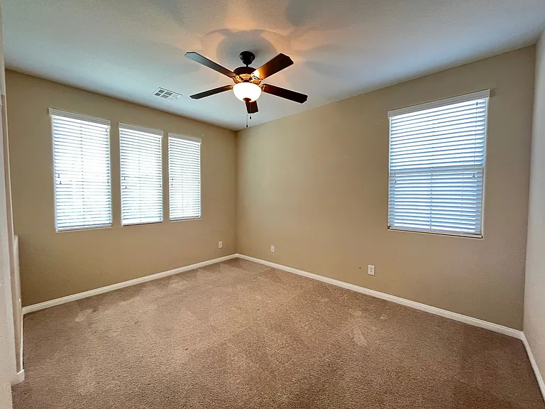 5547 Fairmeade Way — Photo 21