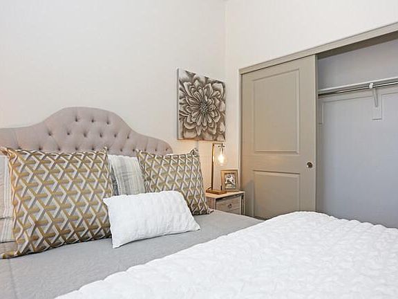 5th image of 8203 W Olive Ave #1028