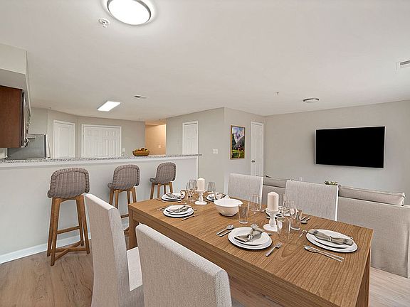 4th image of 4801 Tothill Dr #51