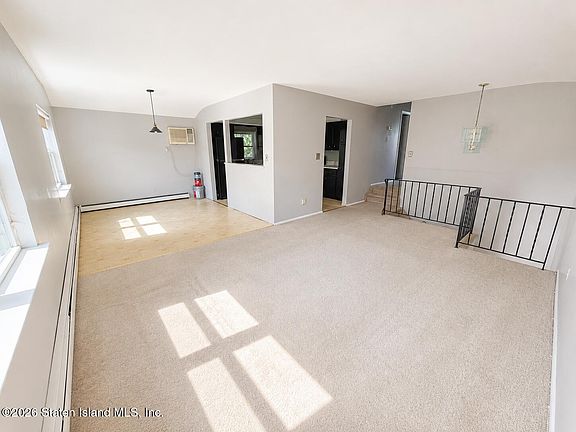 5th image of 71 Seguine Pl