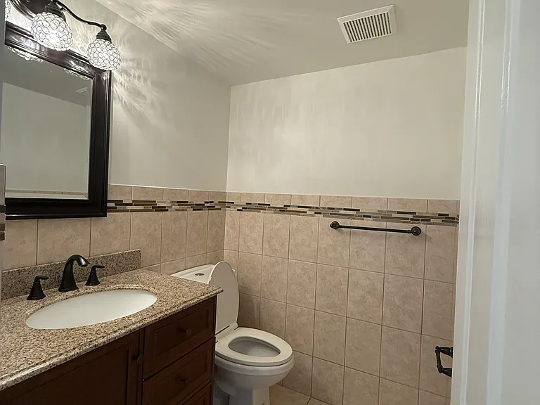 301 SW 135th Ave #203C — Photo 9
