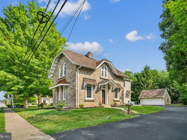 1423 W Marshall St, Norristown, PA 19403