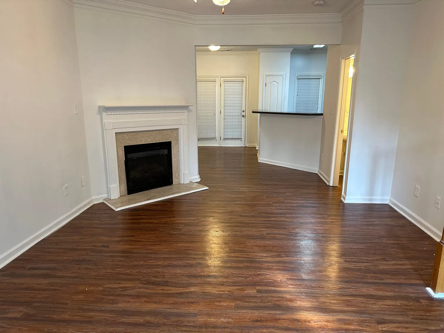 2 bed, 2.5 bath, 1258 sqft, $1,699 — Photo 3