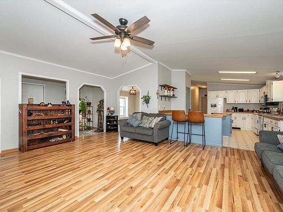 5th image of 4612 E Valley Brook Rd