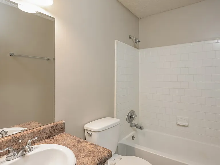 1338 Mill Lake Cir — Photo 12