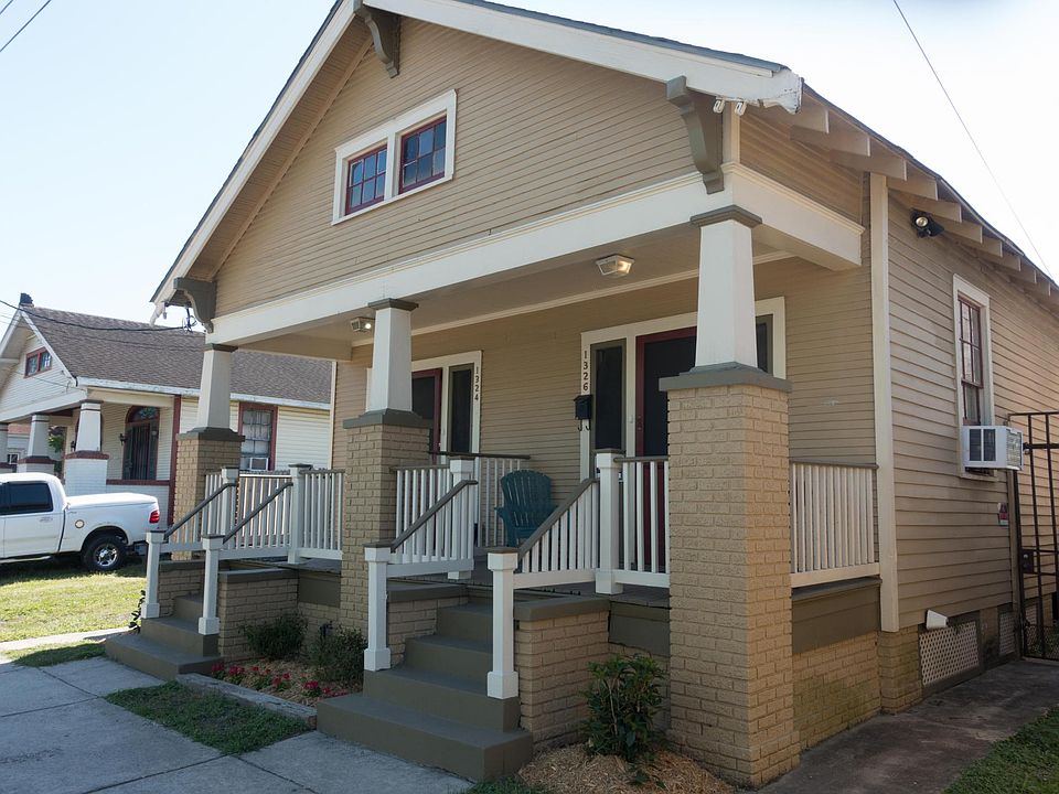 1324-1326 St. Ferdinand St.
