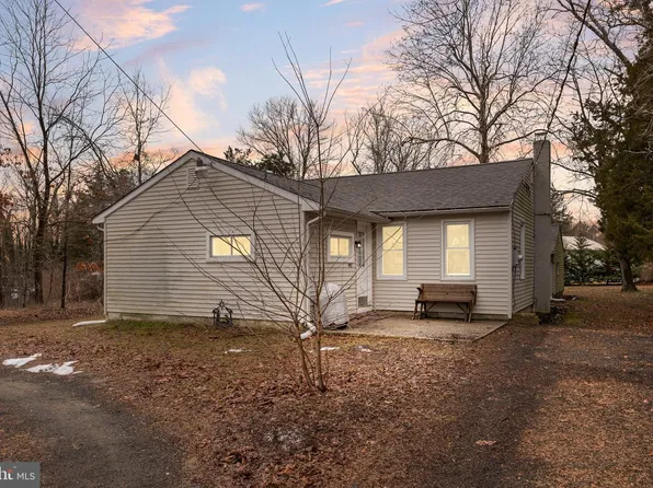 450 S 1st Rd, Hammonton, NJ 08037